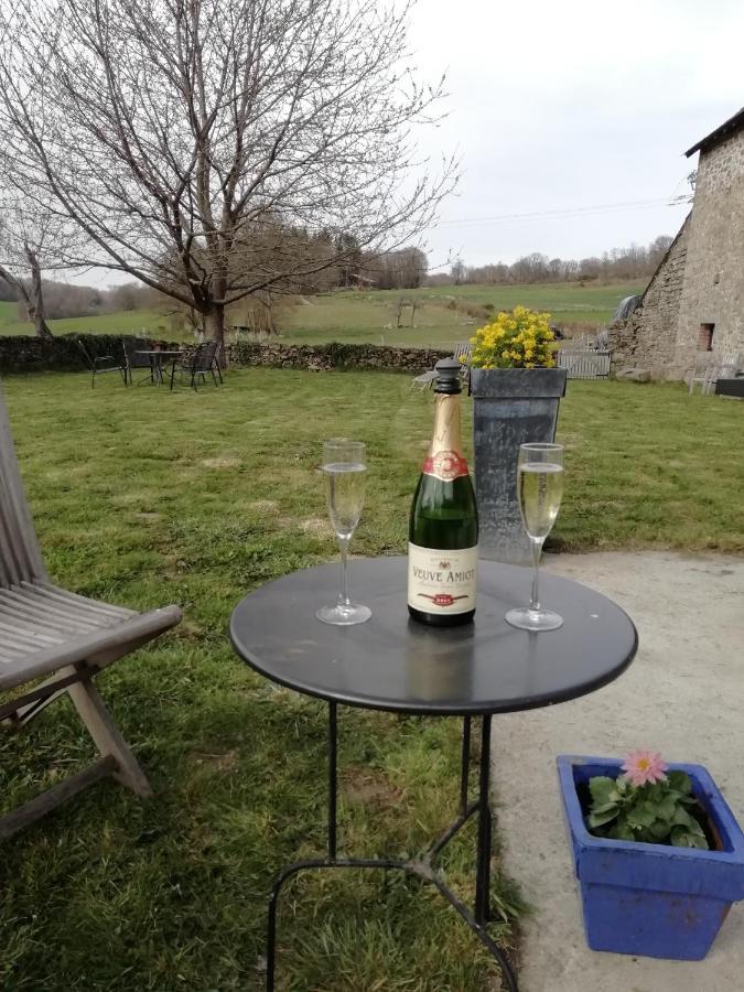 Dans La Creuse Bed & Breakfast Mourioux-Vieilleville Luaran gambar